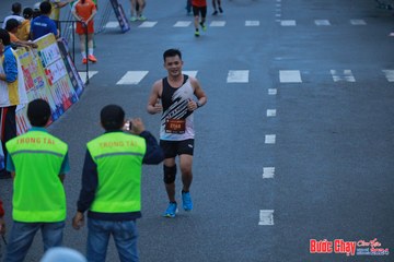 BƯỚC CHẠY CHÀO XUÂN THÀNH PHỐ QUẢNG NGÃI 2024 - Ảnh #1251477