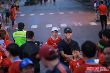 BƯỚC CHẠY CHÀO XUÂN THÀNH PHỐ QUẢNG NGÃI 2024 - Ảnh #1250439