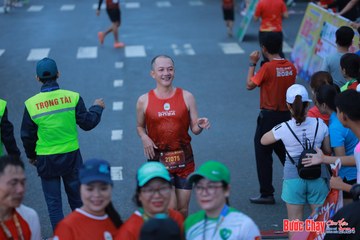 BƯỚC CHẠY CHÀO XUÂN THÀNH PHỐ QUẢNG NGÃI 2024 - Ảnh #1251158