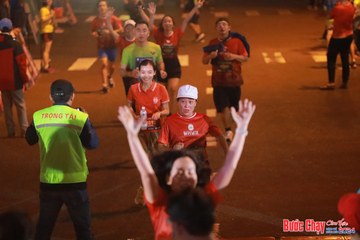 BƯỚC CHẠY CHÀO XUÂN THÀNH PHỐ QUẢNG NGÃI 2024 - Ảnh #1248795