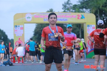BƯỚC CHẠY CHÀO XUÂN THÀNH PHỐ QUẢNG NGÃI 2024 - Ảnh #1221075