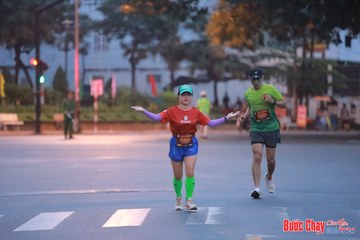 BƯỚC CHẠY CHÀO XUÂN THÀNH PHỐ QUẢNG NGÃI 2024 - Ảnh #1236821
