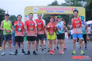 BƯỚC CHẠY CHÀO XUÂN THÀNH PHỐ QUẢNG NGÃI 2024 - Ảnh #1221313