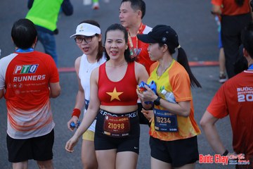 BƯỚC CHẠY CHÀO XUÂN THÀNH PHỐ QUẢNG NGÃI 2024 - Ảnh #1250932