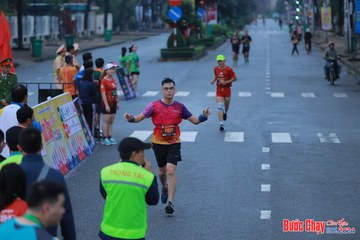 BƯỚC CHẠY CHÀO XUÂN THÀNH PHỐ QUẢNG NGÃI 2024 - Ảnh #1251929
