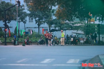 BƯỚC CHẠY CHÀO XUÂN THÀNH PHỐ QUẢNG NGÃI 2024 - Ảnh #1236828