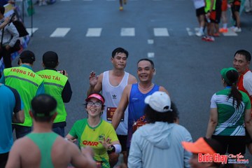 BƯỚC CHẠY CHÀO XUÂN THÀNH PHỐ QUẢNG NGÃI 2024 - Ảnh #1251640