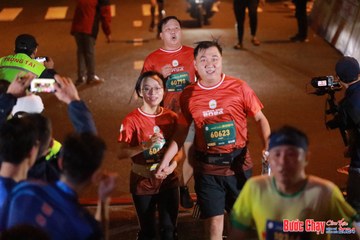 BƯỚC CHẠY CHÀO XUÂN THÀNH PHỐ QUẢNG NGÃI 2024 - Ảnh #1246781