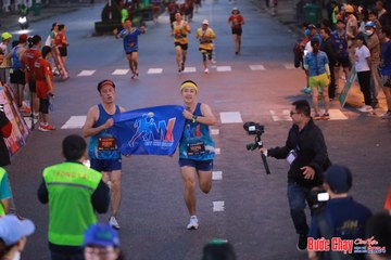 BƯỚC CHẠY CHÀO XUÂN THÀNH PHỐ QUẢNG NGÃI 2024 - Ảnh #1250132