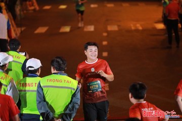 BƯỚC CHẠY CHÀO XUÂN THÀNH PHỐ QUẢNG NGÃI 2024 - Ảnh #1248677