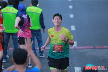 BƯỚC CHẠY CHÀO XUÂN THÀNH PHỐ QUẢNG NGÃI 2024 - Ảnh #1220648