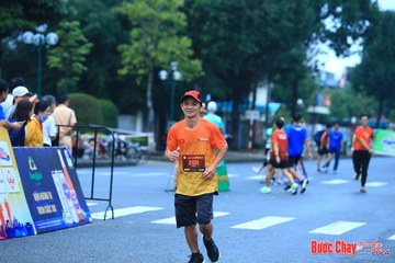BƯỚC CHẠY CHÀO XUÂN THÀNH PHỐ QUẢNG NGÃI 2024 - Ảnh #1229489