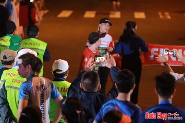 BƯỚC CHẠY CHÀO XUÂN THÀNH PHỐ QUẢNG NGÃI 2024 - Ảnh #1246570