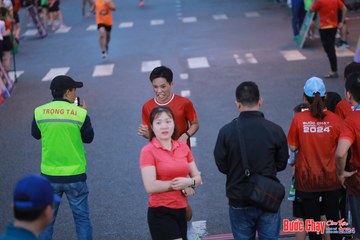BƯỚC CHẠY CHÀO XUÂN THÀNH PHỐ QUẢNG NGÃI 2024 - Ảnh #1250755