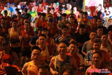 BƯỚC CHẠY CHÀO XUÂN THÀNH PHỐ QUẢNG NGÃI 2024 - Ảnh #1213063