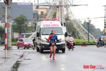 BƯỚC CHẠY CHÀO XUÂN THÀNH PHỐ QUẢNG NGÃI 2024 - Ảnh #1231182