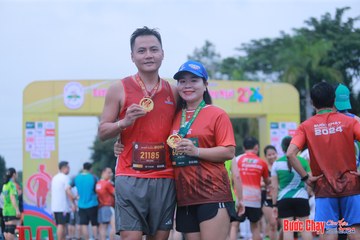 BƯỚC CHẠY CHÀO XUÂN THÀNH PHỐ QUẢNG NGÃI 2024 - Ảnh #1221217