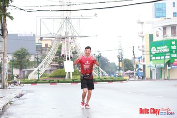 BƯỚC CHẠY CHÀO XUÂN THÀNH PHỐ QUẢNG NGÃI 2024 - Ảnh #1231053