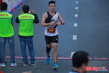BƯỚC CHẠY CHÀO XUÂN THÀNH PHỐ QUẢNG NGÃI 2024 - Ảnh #1251481