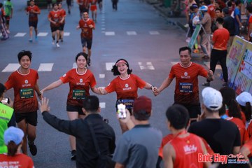 BƯỚC CHẠY CHÀO XUÂN THÀNH PHỐ QUẢNG NGÃI 2024 - Ảnh #1250498