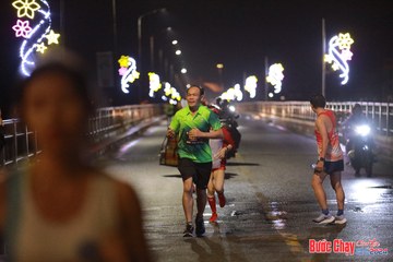 BƯỚC CHẠY CHÀO XUÂN THÀNH PHỐ QUẢNG NGÃI 2024 - Ảnh #1230616