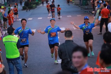 BƯỚC CHẠY CHÀO XUÂN THÀNH PHỐ QUẢNG NGÃI 2024 - Ảnh #1250418