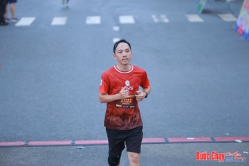 BƯỚC CHẠY CHÀO XUÂN THÀNH PHỐ QUẢNG NGÃI 2024 - Ảnh #1252079