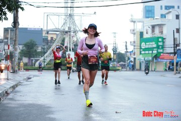 BƯỚC CHẠY CHÀO XUÂN THÀNH PHỐ QUẢNG NGÃI 2024 - Ảnh #1230823