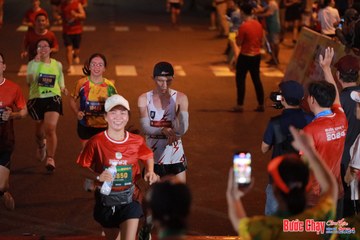 BƯỚC CHẠY CHÀO XUÂN THÀNH PHỐ QUẢNG NGÃI 2024 - Ảnh #1249157