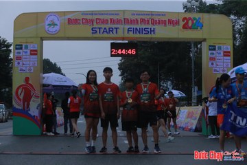 BƯỚC CHẠY CHÀO XUÂN THÀNH PHỐ QUẢNG NGÃI 2024 - Ảnh #1222189