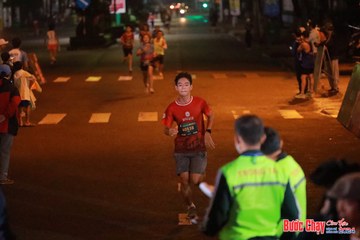 BƯỚC CHẠY CHÀO XUÂN THÀNH PHỐ QUẢNG NGÃI 2024 - Ảnh #1242905