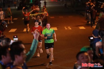 BƯỚC CHẠY CHÀO XUÂN THÀNH PHỐ QUẢNG NGÃI 2024 - Ảnh #1244212