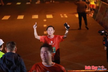 BƯỚC CHẠY CHÀO XUÂN THÀNH PHỐ QUẢNG NGÃI 2024 - Ảnh #1245848