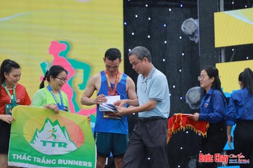 BƯỚC CHẠY CHÀO XUÂN THÀNH PHỐ QUẢNG NGÃI 2024 - Ảnh #1233091