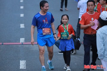 BƯỚC CHẠY CHÀO XUÂN THÀNH PHỐ QUẢNG NGÃI 2024 - Ảnh #1251793