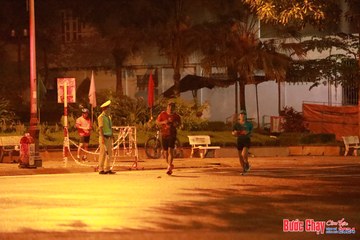 BƯỚC CHẠY CHÀO XUÂN THÀNH PHỐ QUẢNG NGÃI 2024 - Ảnh #1236318