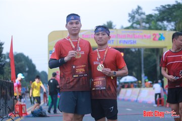 BƯỚC CHẠY CHÀO XUÂN THÀNH PHỐ QUẢNG NGÃI 2024 - Ảnh #1221570