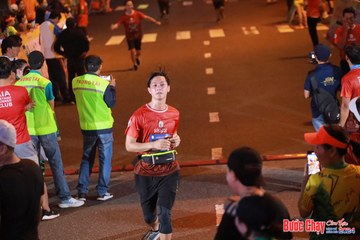 BƯỚC CHẠY CHÀO XUÂN THÀNH PHỐ QUẢNG NGÃI 2024 - Ảnh #1249127