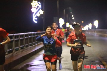 BƯỚC CHẠY CHÀO XUÂN THÀNH PHỐ QUẢNG NGÃI 2024 - Ảnh #1231728