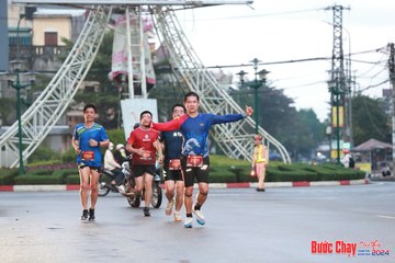 BƯỚC CHẠY CHÀO XUÂN THÀNH PHỐ QUẢNG NGÃI 2024 - Ảnh #1230534