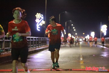 BƯỚC CHẠY CHÀO XUÂN THÀNH PHỐ QUẢNG NGÃI 2024 - Ảnh #1232639