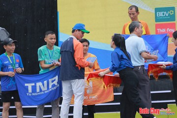 BƯỚC CHẠY CHÀO XUÂN THÀNH PHỐ QUẢNG NGÃI 2024 - Ảnh #1233173