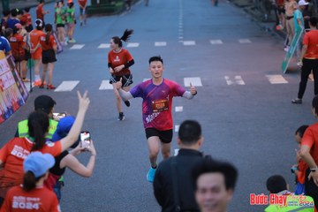 BƯỚC CHẠY CHÀO XUÂN THÀNH PHỐ QUẢNG NGÃI 2024 - Ảnh #1250855