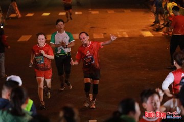 BƯỚC CHẠY CHÀO XUÂN THÀNH PHỐ QUẢNG NGÃI 2024 - Ảnh #1246234