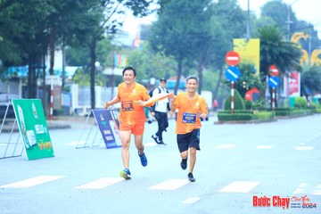 BƯỚC CHẠY CHÀO XUÂN THÀNH PHỐ QUẢNG NGÃI 2024 - Ảnh #1233216
