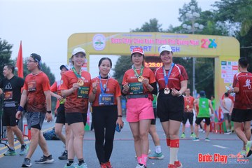 BƯỚC CHẠY CHÀO XUÂN THÀNH PHỐ QUẢNG NGÃI 2024 - Ảnh #1221644