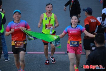 BƯỚC CHẠY CHÀO XUÂN THÀNH PHỐ QUẢNG NGÃI 2024 - Ảnh #1251419