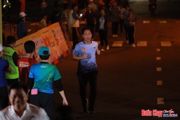 BƯỚC CHẠY CHÀO XUÂN THÀNH PHỐ QUẢNG NGÃI 2024 - Ảnh #1240095