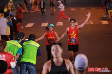 BƯỚC CHẠY CHÀO XUÂN THÀNH PHỐ QUẢNG NGÃI 2024 - Ảnh #1249413
