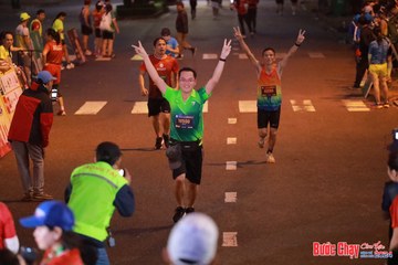 BƯỚC CHẠY CHÀO XUÂN THÀNH PHỐ QUẢNG NGÃI 2024 - Ảnh #1249326